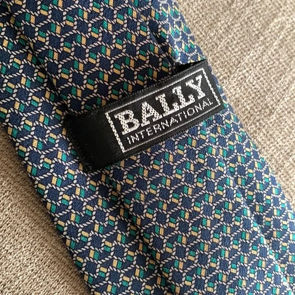 Bally (OS) - Picture 6 of 9